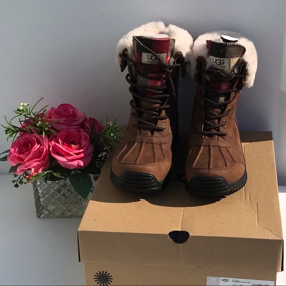 UGG ADIRONDACK II BOOTS PLAID - Picture 6 of 10